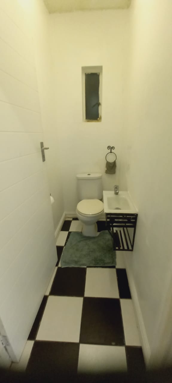 2 Bedroom Property for Sale in Humewood Eastern Cape